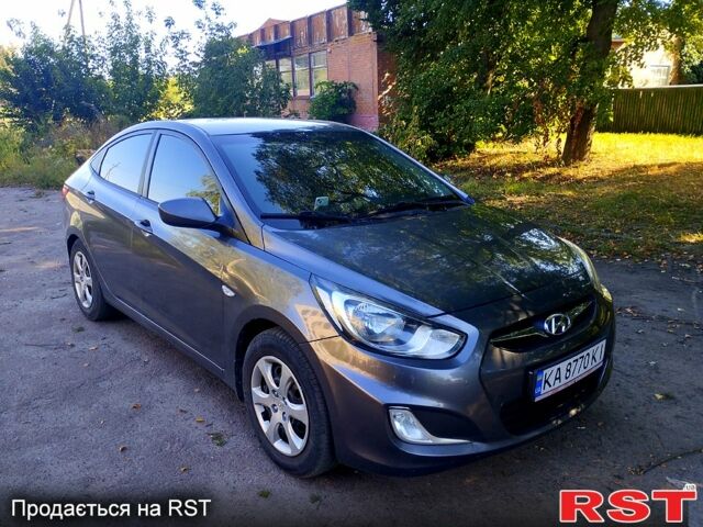 Серый Хендай Акцент, объемом двигателя 1.4 л и пробегом 305 тыс. км за 6300 $, фото 7 на Automoto.ua