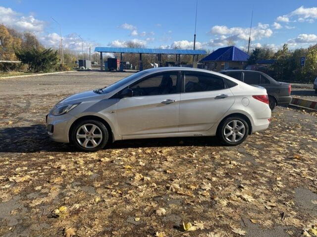 Хендай Акцент 2011 у Полтаві на Automoto.ua Сірий Хендай Акцент, об'ємом двигуна 1.4 л та пробігом 171 тис. км за 6499 $, фото 1 на Automoto.ua