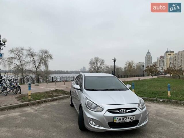 Серый Хендай Акцент, объемом двигателя 1.4 л и пробегом 180 тыс. км за 8100 $, фото 44 на Automoto.ua