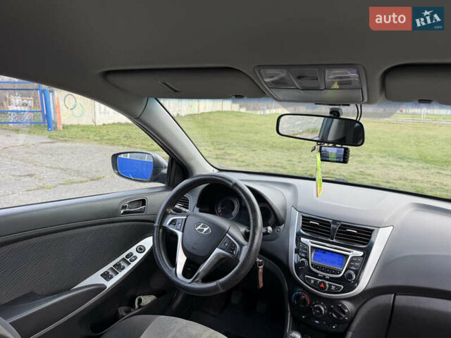 Серый Хендай Акцент, объемом двигателя 1.4 л и пробегом 206 тыс. км за 6400 $, фото 43 на Automoto.ua