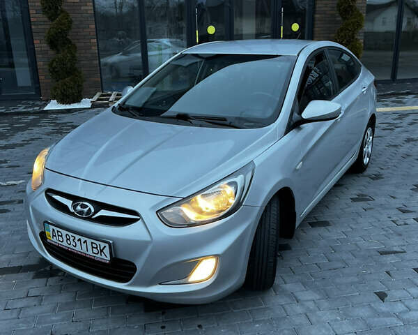 Серый Хендай Акцент, объемом двигателя 1.4 л и пробегом 79 тыс. км за 8100 $, фото 4 на Automoto.ua