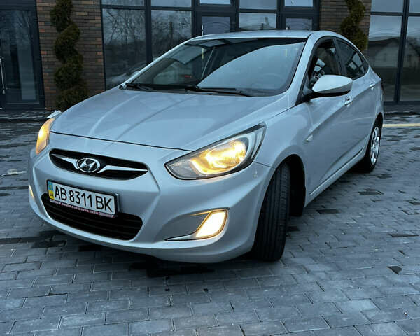Серый Хендай Акцент, объемом двигателя 1.4 л и пробегом 79 тыс. км за 8100 $, фото 5 на Automoto.ua