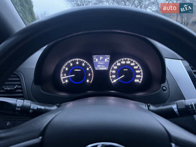 Серый Хендай Акцент, объемом двигателя 1.6 л и пробегом 194 тыс. км за 7900 $, фото 18 на Automoto.ua