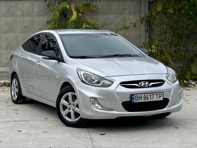 Хендай Акцент 2011 в Одессе на Automoto.ua Серый Хендай Акцент, объемом двигателя 1.4 л и пробегом 184 тыс. км за 7200 $, фото 3 на Automoto.ua