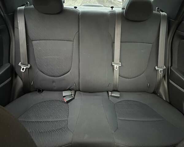 Серый Хендай Акцент, объемом двигателя 1.4 л и пробегом 180 тыс. км за 8100 $, фото 11 на Automoto.ua