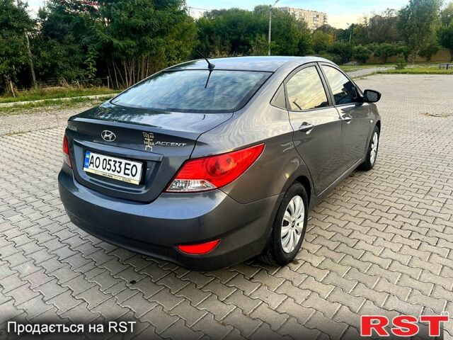 Серый Хендай Акцент, объемом двигателя 1.4 л и пробегом 200 тыс. км за 5700 $, фото 4 на Automoto.ua