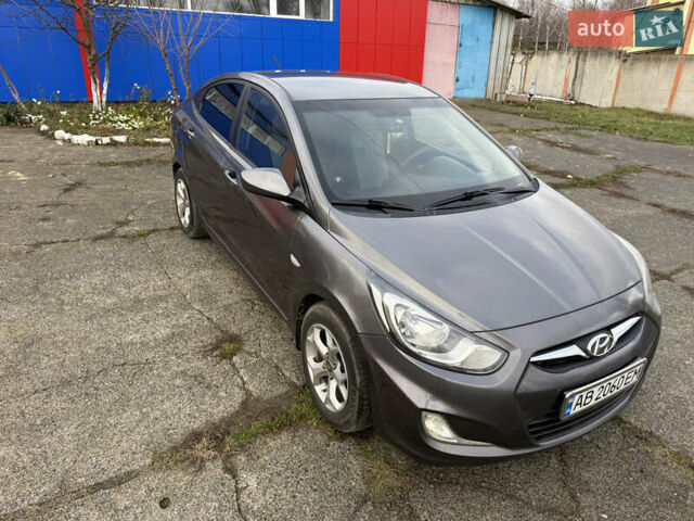 Серый Хендай Акцент, объемом двигателя 1.4 л и пробегом 206 тыс. км за 6400 $, фото 22 на Automoto.ua
