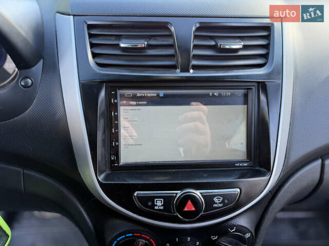 Серый Хендай Акцент, объемом двигателя 1.6 л и пробегом 138 тыс. км за 7900 $, фото 25 на Automoto.ua