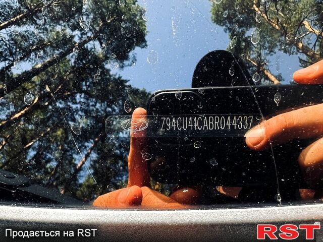 Серый Хендай Акцент, объемом двигателя 1.4 л и пробегом 115 тыс. км за 7200 $, фото 2 на Automoto.ua