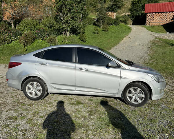 Сірий Хендай Акцент, об'ємом двигуна 1.4 л та пробігом 253 тис. км за 5250 $, фото 7 на Automoto.ua