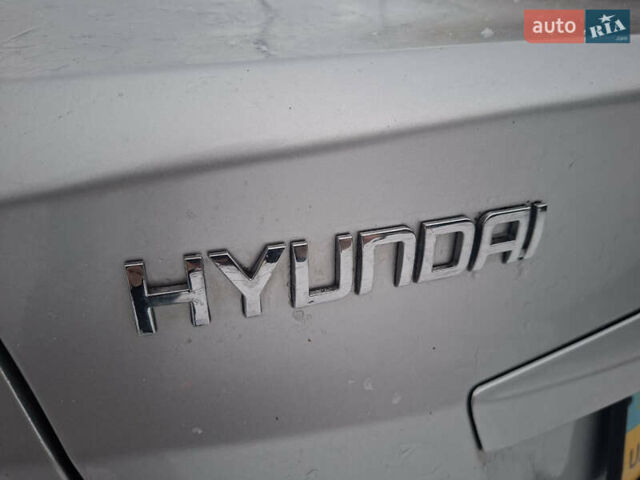 Сірий Хендай Акцент, об'ємом двигуна 1.6 л та пробігом 37 тис. км за 9650 $, фото 39 на Automoto.ua