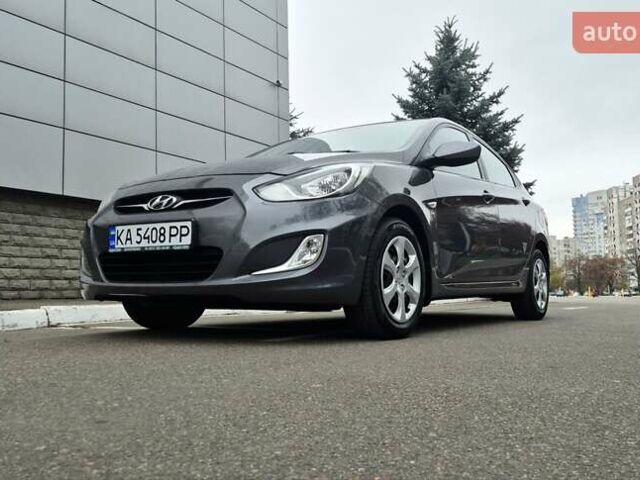 Серый Хендай Акцент, объемом двигателя 1.6 л и пробегом 90 тыс. км за 9650 $, фото 9 на Automoto.ua