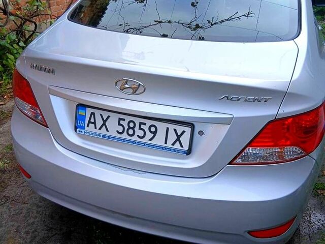 Хендай Акцент 2012 у Харкові на Automoto.ua Сірий Хендай Акцент, об'ємом двигуна 1.4 л та пробігом 159 тис. км за 7500 $, фото 3 на Automoto.ua