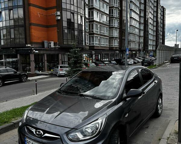 Сірий Хендай Акцент, об'ємом двигуна 1.4 л та пробігом 145 тис. км за 7500 $, фото 9 на Automoto.ua