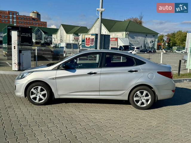 Хендай Акцент 2012 в Киеве на Automoto.ua Серый Хендай Акцент, объемом двигателя 1.4 л и пробегом 88 тыс. км за 6500 $, фото 3 на Automoto.ua