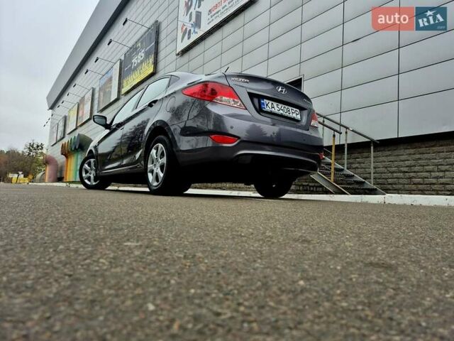 Серый Хендай Акцент, объемом двигателя 1.6 л и пробегом 90 тыс. км за 9650 $, фото 79 на Automoto.ua