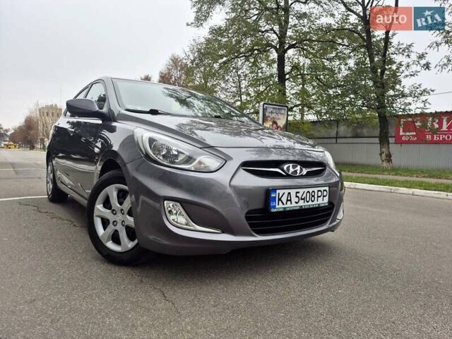 Серый Хендай Акцент, объемом двигателя 1.6 л и пробегом 90 тыс. км за 9650 $, фото 75 на Automoto.ua
