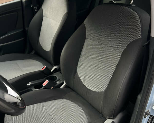 Хендай Акцент 2012 в Харькове на Automoto.ua Серый Хендай Акцент, объемом двигателя 1.4 л и пробегом 235 тыс. км за 5850 $, фото 13 на Automoto.ua