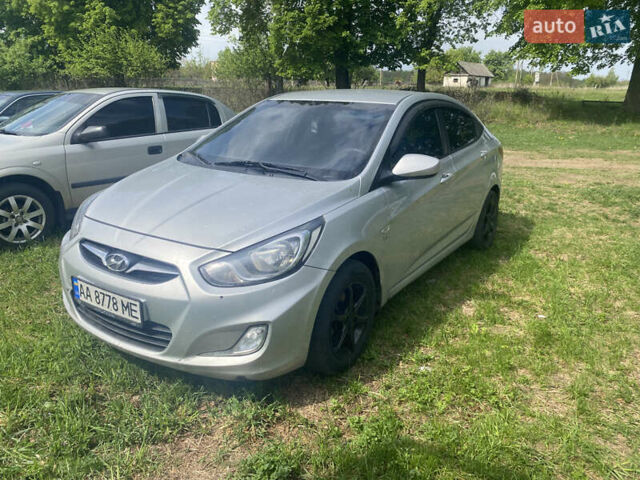 Сірий Хендай Акцент, об'ємом двигуна 1.59 л та пробігом 160 тис. км за 7300 $, фото 4 на Automoto.ua