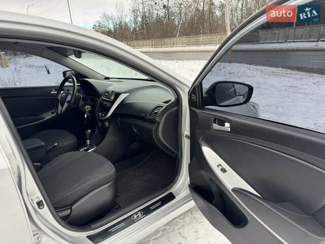 Серый Хендай Акцент, объемом двигателя 1.4 л и пробегом 208 тыс. км за 7800 $, фото 38 на Automoto.ua