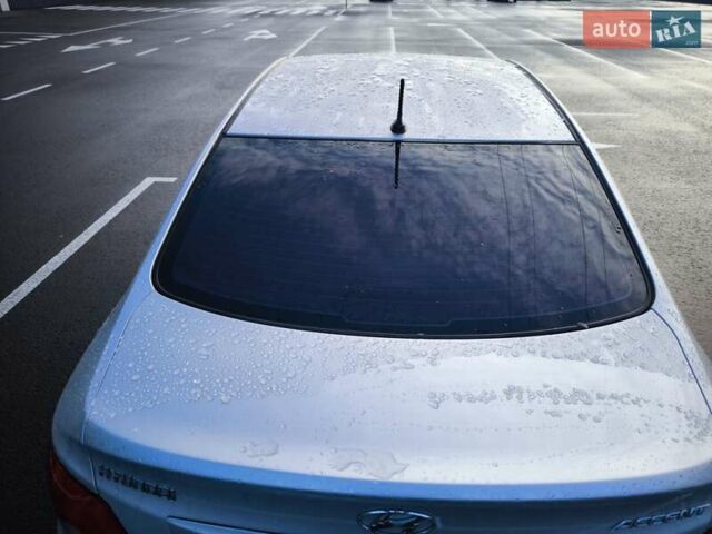 Серый Хендай Акцент, объемом двигателя 1.6 л и пробегом 152 тыс. км за 7699 $, фото 6 на Automoto.ua