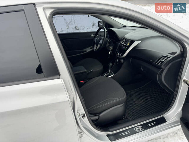 Серый Хендай Акцент, объемом двигателя 1.4 л и пробегом 208 тыс. км за 7800 $, фото 39 на Automoto.ua