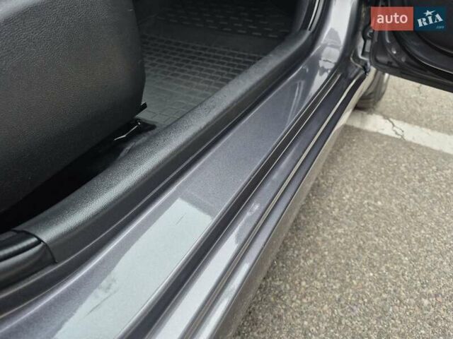 Серый Хендай Акцент, объемом двигателя 1.6 л и пробегом 90 тыс. км за 9650 $, фото 53 на Automoto.ua