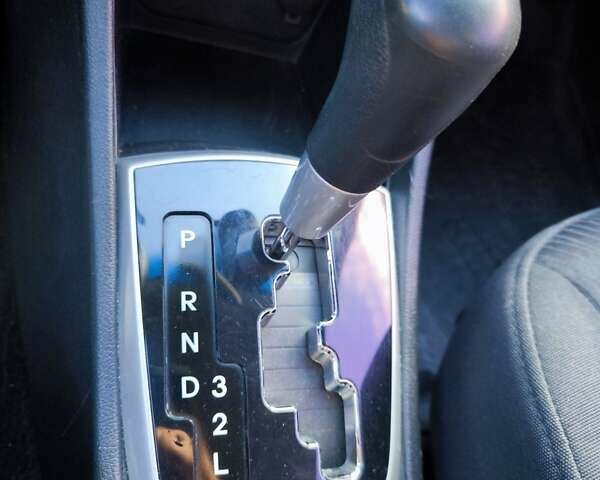 Серый Хендай Акцент, объемом двигателя 1.6 л и пробегом 152 тыс. км за 7699 $, фото 19 на Automoto.ua