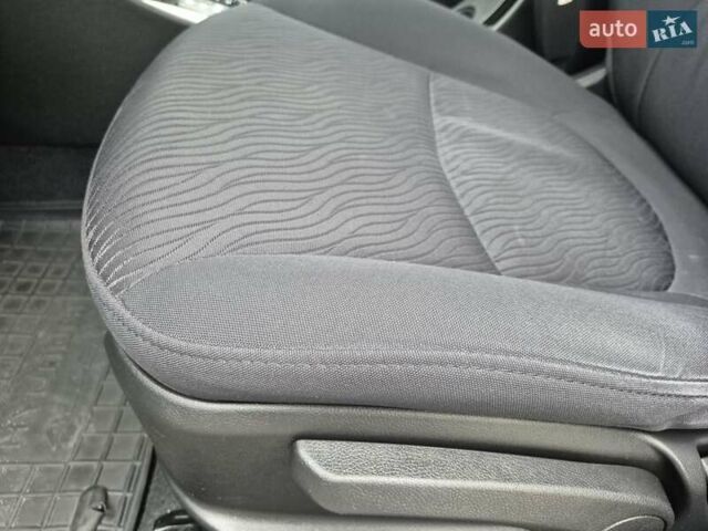 Серый Хендай Акцент, объемом двигателя 1.6 л и пробегом 90 тыс. км за 9650 $, фото 30 на Automoto.ua