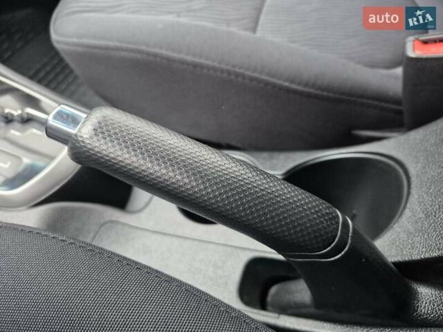 Серый Хендай Акцент, объемом двигателя 1.6 л и пробегом 90 тыс. км за 9650 $, фото 31 на Automoto.ua