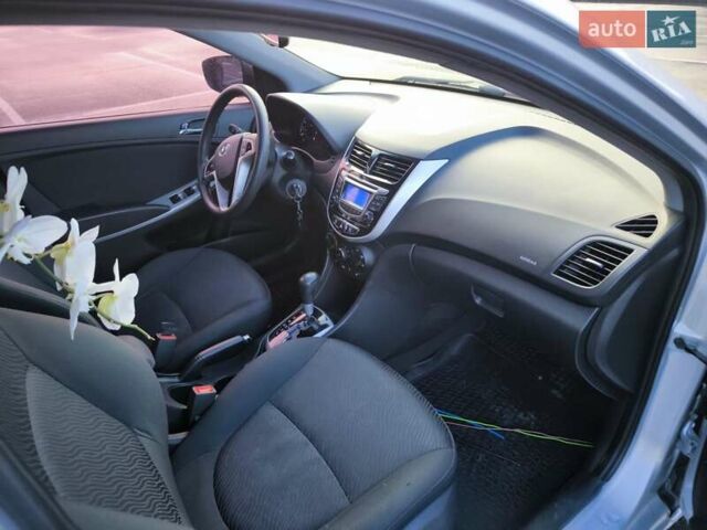 Серый Хендай Акцент, объемом двигателя 1.6 л и пробегом 152 тыс. км за 7699 $, фото 25 на Automoto.ua