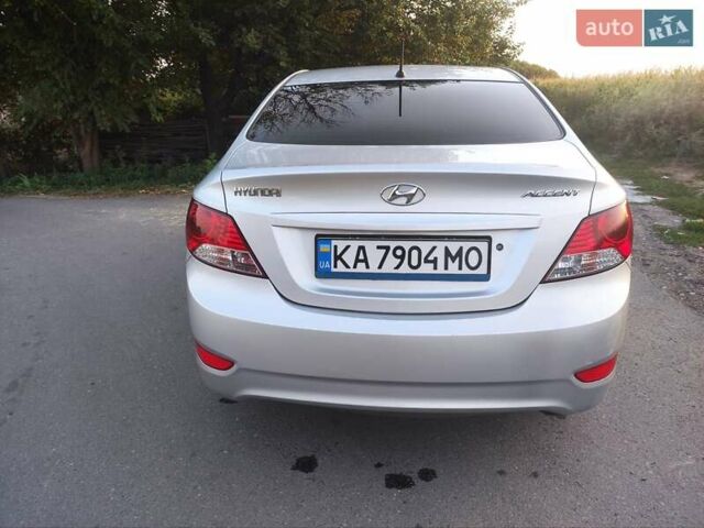 Серый Хендай Акцент, объемом двигателя 1.4 л и пробегом 105 тыс. км за 7600 $, фото 5 на Automoto.ua