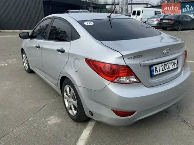 Сірий Хендай Акцент, об'ємом двигуна 1.4 л та пробігом 262 тис. км за 5400 $, фото 1 на Automoto.ua