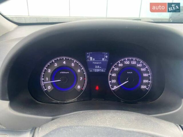 Сірий Хендай Акцент, об'ємом двигуна 1.4 л та пробігом 122 тис. км за 7500 $, фото 34 на Automoto.ua