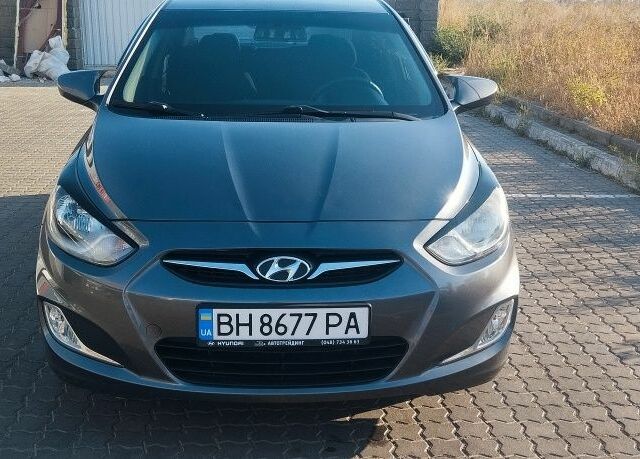Сірий Хендай Акцент, об'ємом двигуна 1.6 л та пробігом 138 тис. км за 7600 $, фото 1 на Automoto.ua