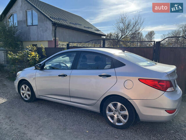 Сірий Хендай Акцент, об'ємом двигуна 1.4 л та пробігом 251 тис. км за 6200 $, фото 5 на Automoto.ua