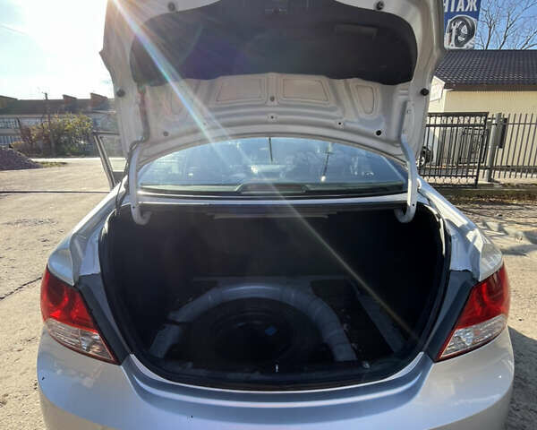 Сірий Хендай Акцент, об'ємом двигуна 1.4 л та пробігом 251 тис. км за 6200 $, фото 10 на Automoto.ua