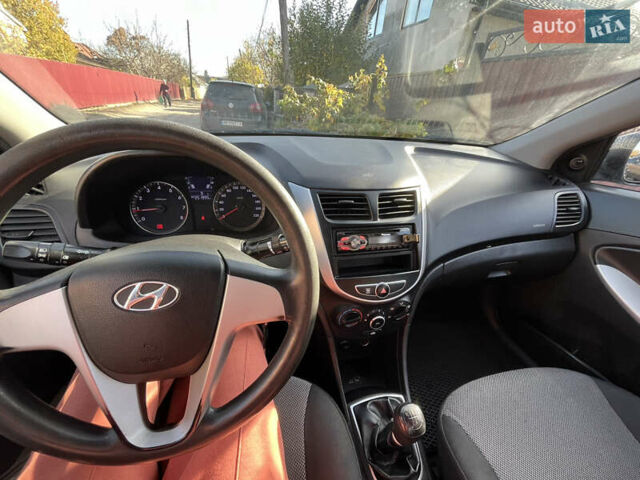Сірий Хендай Акцент, об'ємом двигуна 1.4 л та пробігом 251 тис. км за 6200 $, фото 21 на Automoto.ua