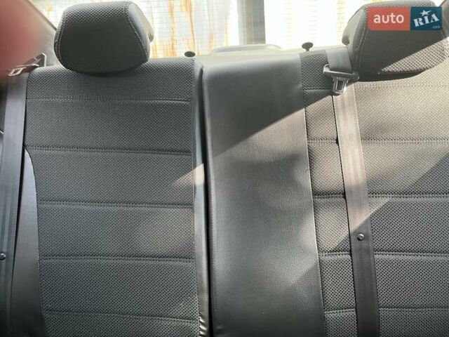 Сірий Хендай Акцент, об'ємом двигуна 1.4 л та пробігом 158 тис. км за 9000 $, фото 7 на Automoto.ua