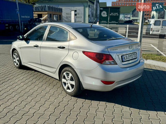 Хендай Акцент 2012 в Киеве на Automoto.ua Серый Хендай Акцент, объемом двигателя 1.4 л и пробегом 88 тыс. км за 6500 $, фото 4 на Automoto.ua