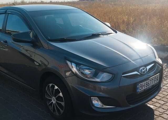 Сірий Хендай Акцент, об'ємом двигуна 1.6 л та пробігом 138 тис. км за 7600 $, фото 2 на Automoto.ua