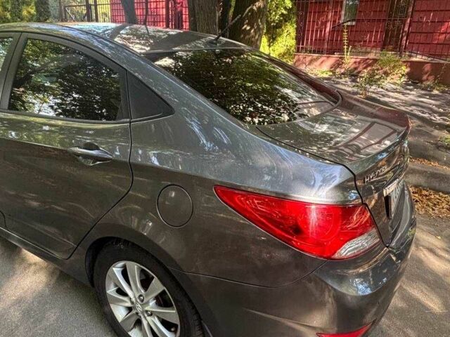 Сірий Хендай Акцент, об'ємом двигуна 1.6 л та пробігом 104 тис. км за 8300 $, фото 7 на Automoto.ua