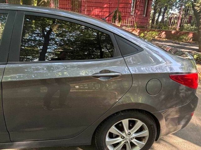 Сірий Хендай Акцент, об'ємом двигуна 1.6 л та пробігом 104 тис. км за 8300 $, фото 5 на Automoto.ua