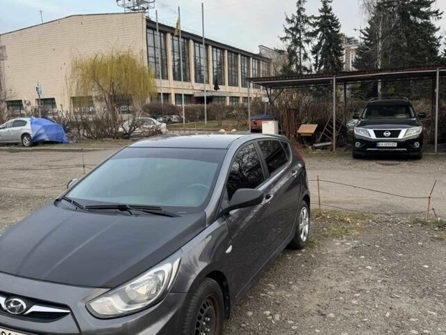 Серый Хендай Акцент, объемом двигателя 1.4 л и пробегом 108 тыс. км за 5700 $, фото 1 на Automoto.ua