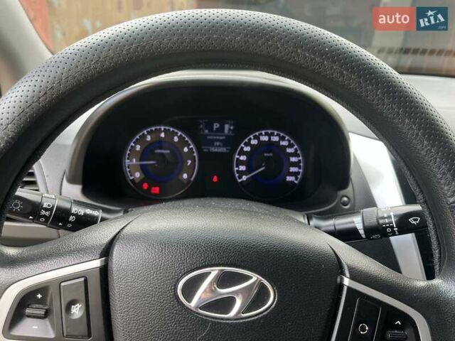 Сірий Хендай Акцент, об'ємом двигуна 1.4 л та пробігом 158 тис. км за 9000 $, фото 6 на Automoto.ua
