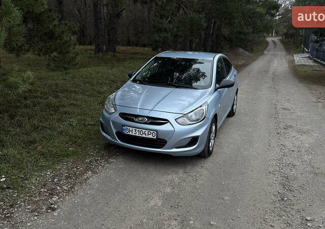 Серый Хендай Акцент, объемом двигателя 1.4 л и пробегом 127 тыс. км за 7000 $, фото 11 на Automoto.ua