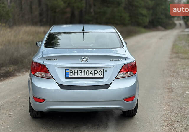 Серый Хендай Акцент, объемом двигателя 1.4 л и пробегом 127 тыс. км за 7000 $, фото 13 на Automoto.ua