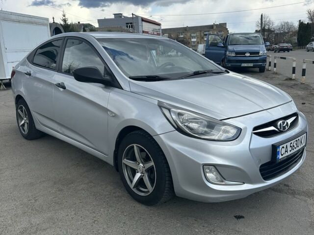 Серый Хендай Акцент, объемом двигателя 1.4 л и пробегом 166 тыс. км за 7150 $, фото 1 на Automoto.ua