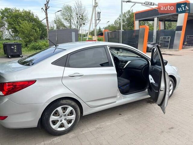 Хендай Акцент 2013 в Киеве на Automoto.ua Серый Хендай Акцент, объемом двигателя 1.4 л и пробегом 104 тыс. км за 7900 $, фото 13 на Automoto.ua