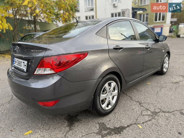 Хендай Акцент 2013 в Одессе на Automoto.ua Серый Хендай Акцент, объемом двигателя 1.4 л и пробегом 188 тыс. км за 5999 $, фото 10 на Automoto.ua